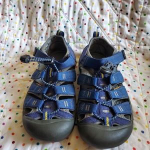 Keen Newport washable sandal size 2.